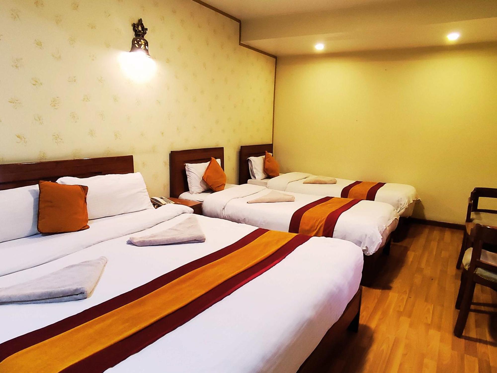 Royal Kings Hotel Katmandu Dış mekan fotoğraf
