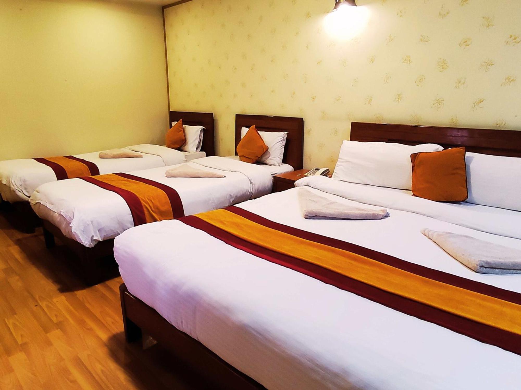 Royal Kings Hotel Katmandu Dış mekan fotoğraf