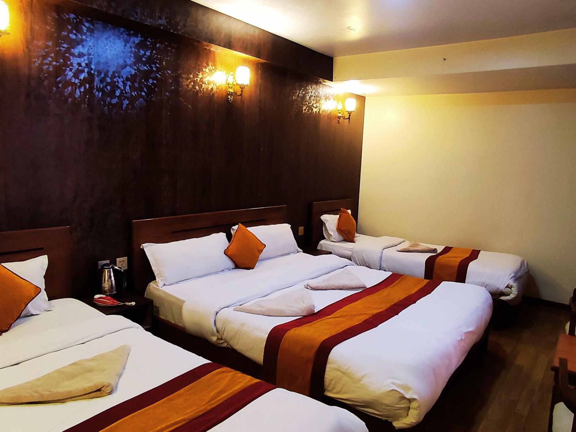 Royal Kings Hotel Katmandu Dış mekan fotoğraf