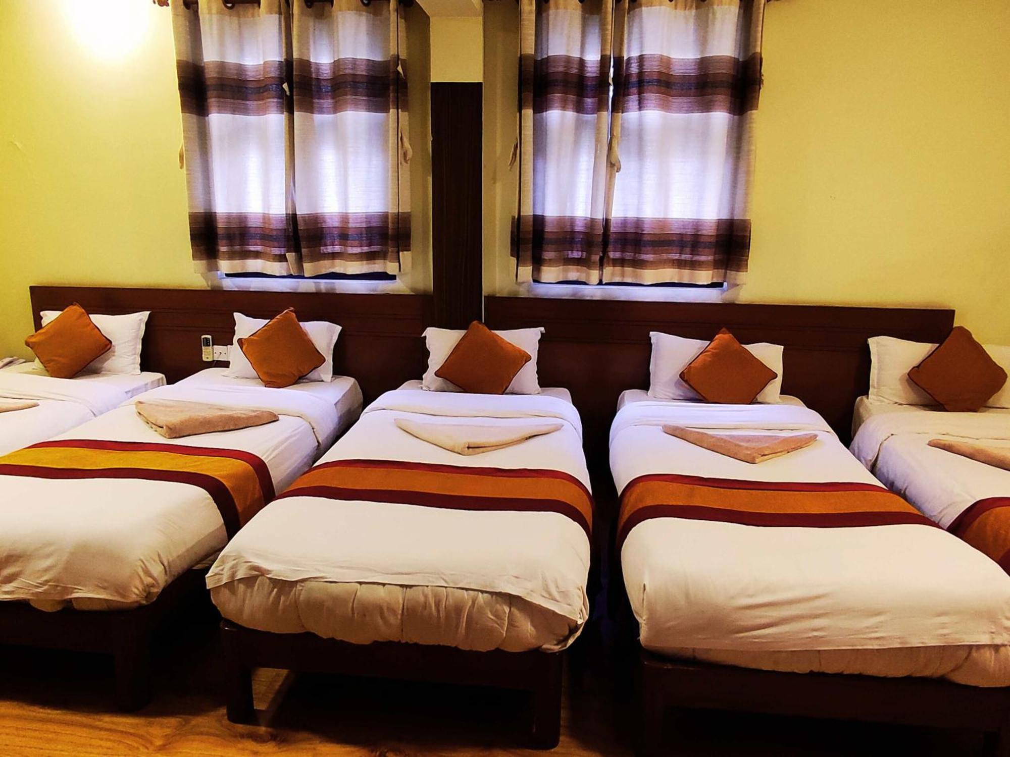 Royal Kings Hotel Katmandu Dış mekan fotoğraf
