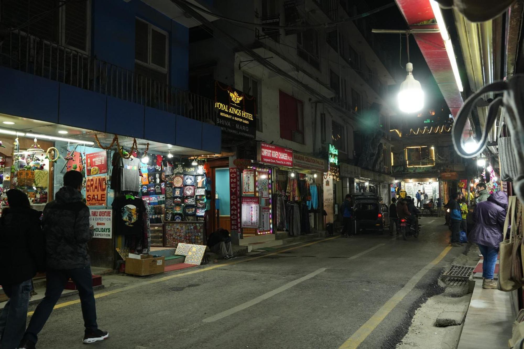 Royal Kings Hotel Katmandu Dış mekan fotoğraf