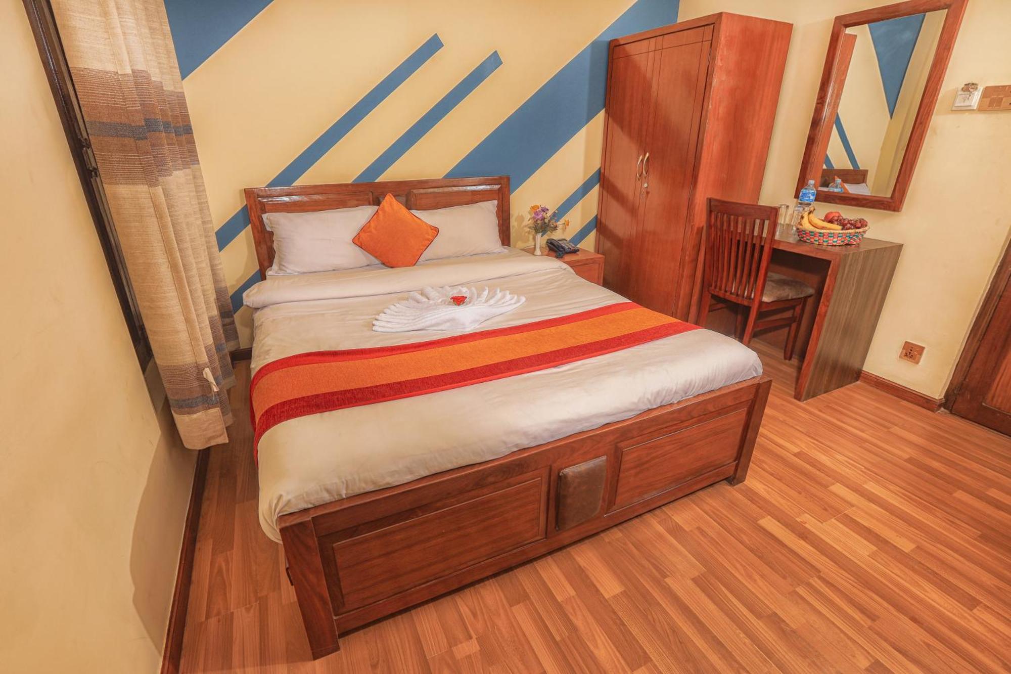 Royal Kings Hotel Katmandu Dış mekan fotoğraf