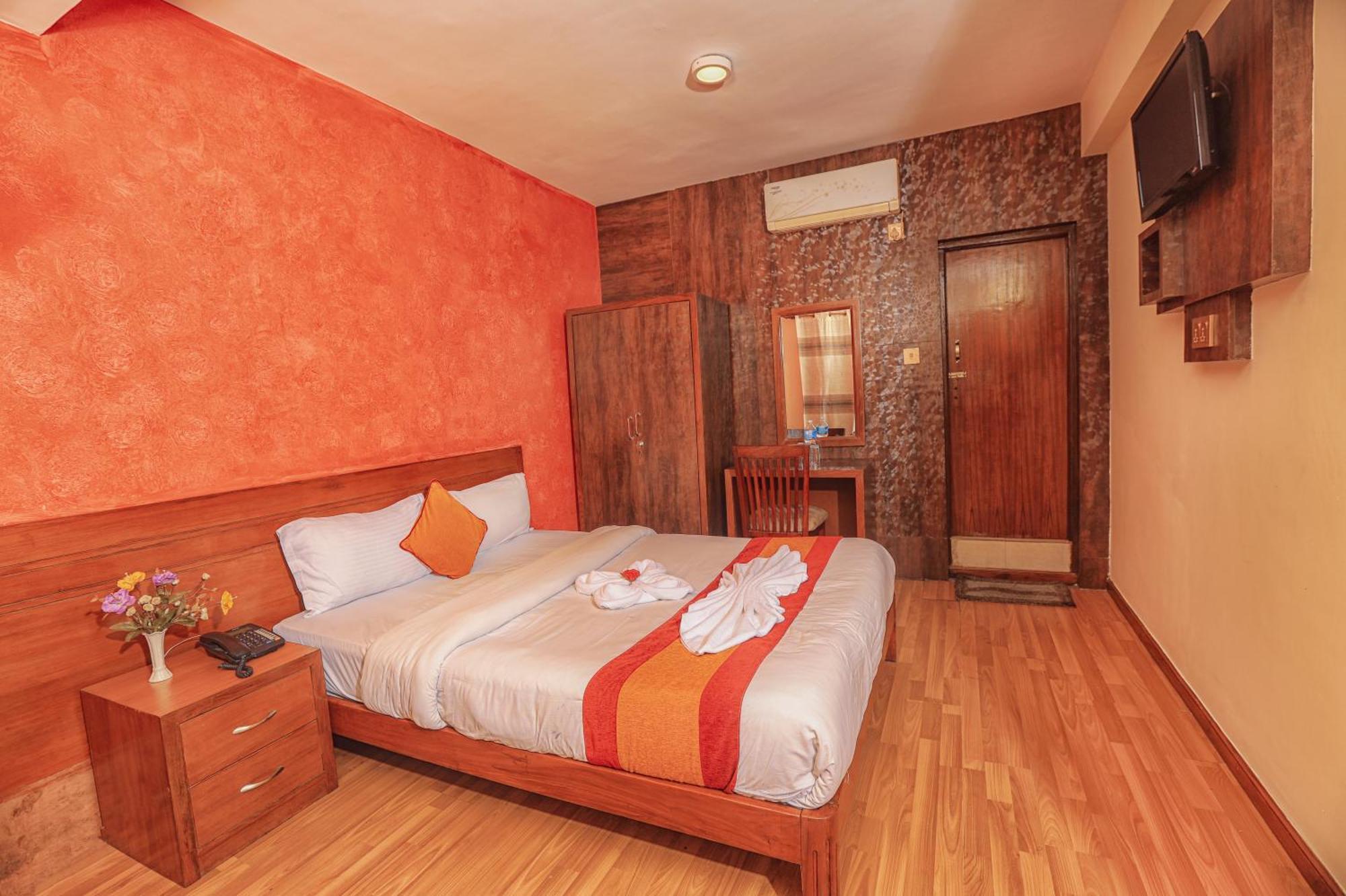 Royal Kings Hotel Katmandu Dış mekan fotoğraf